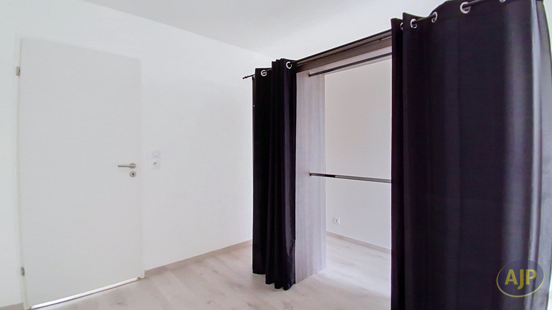 NANTES ZOLA - T3 LUMINEUX 67m² - photo 11