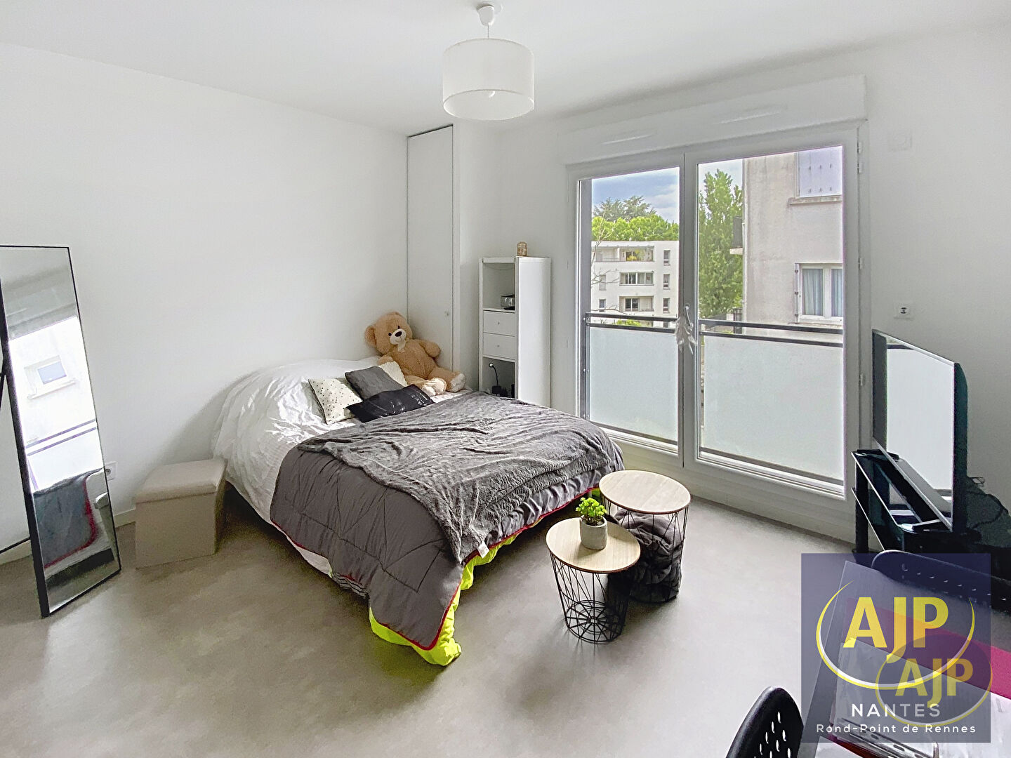 STUDIO BEAUSEJOUR - photo 1