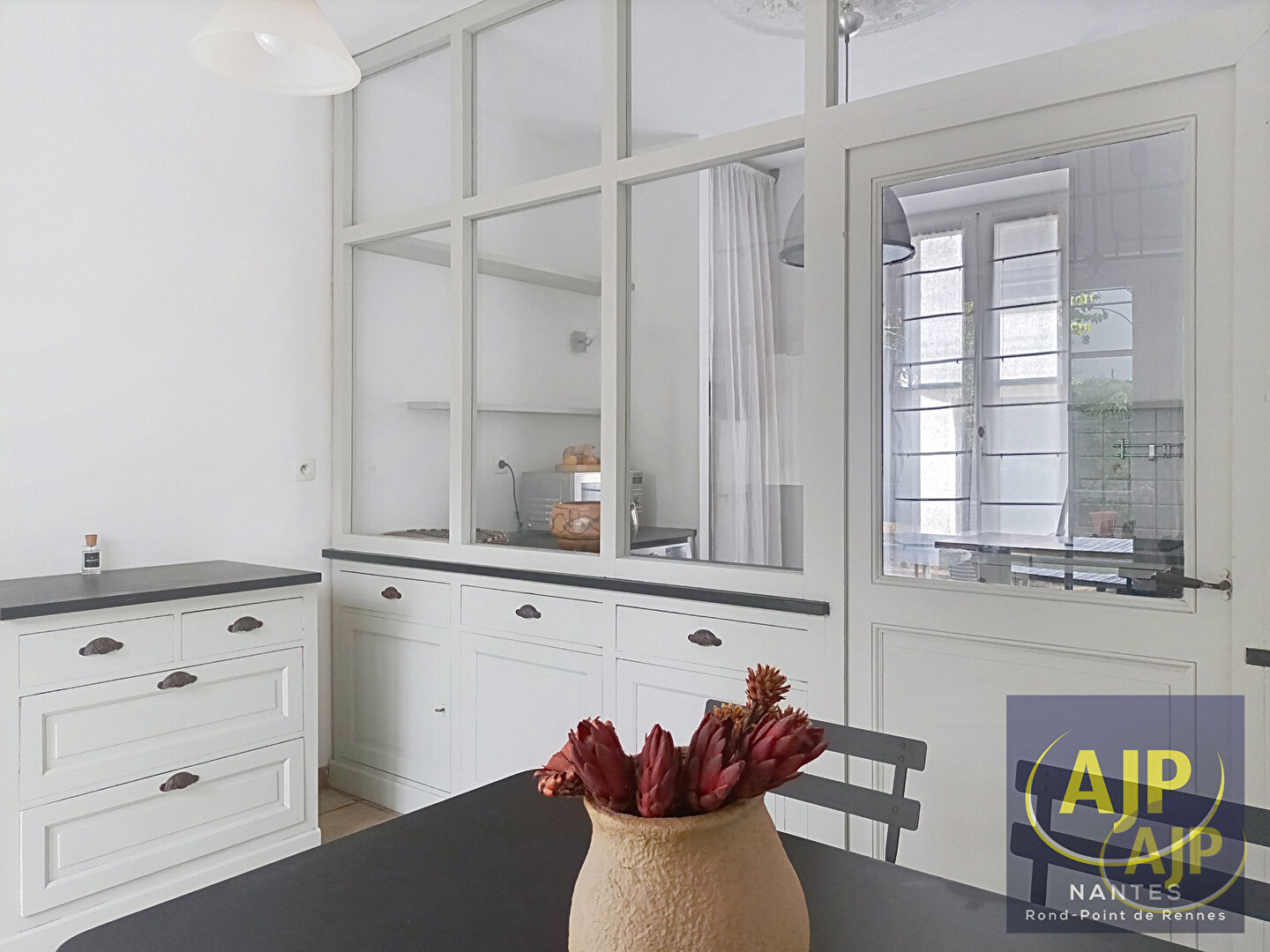 Maison Rond Pt de Rennes - photo 2