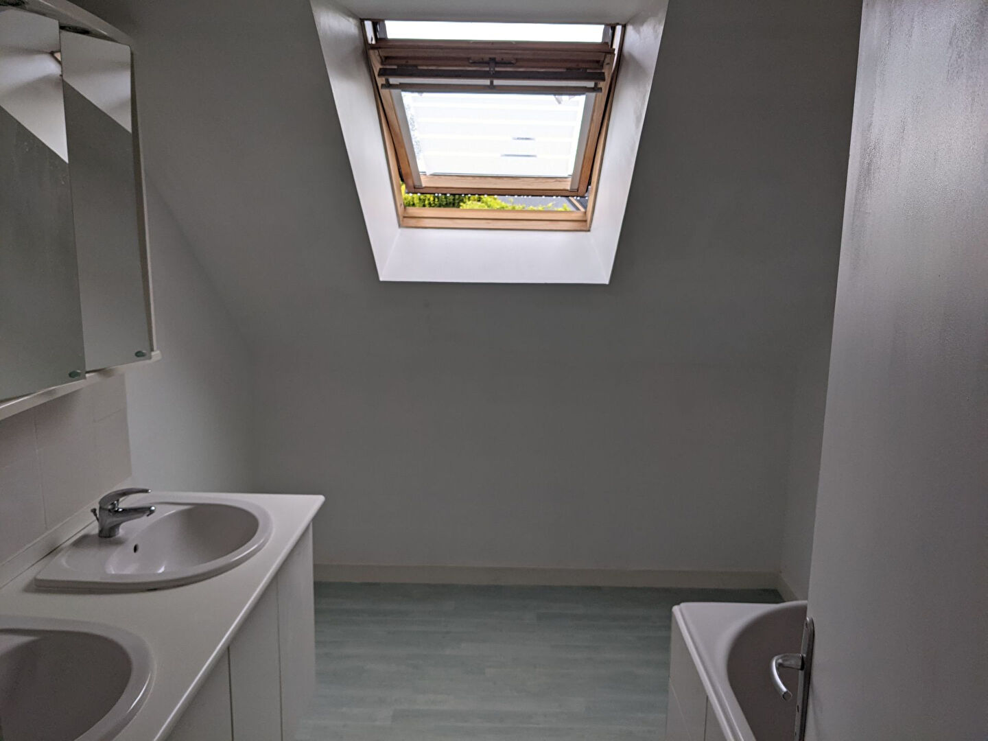 Maison hyper centre de PARTHENAY DE BRETAGNE - photo 6