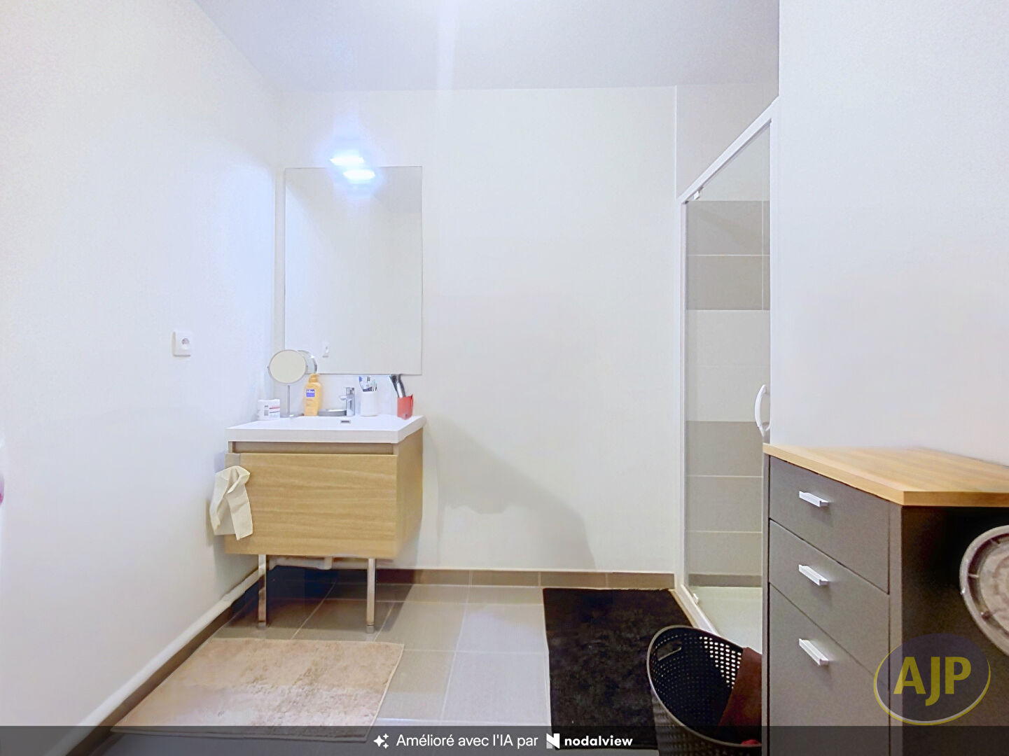 APPARTEMENT T2 - CENTRE-VILLE - photo 4