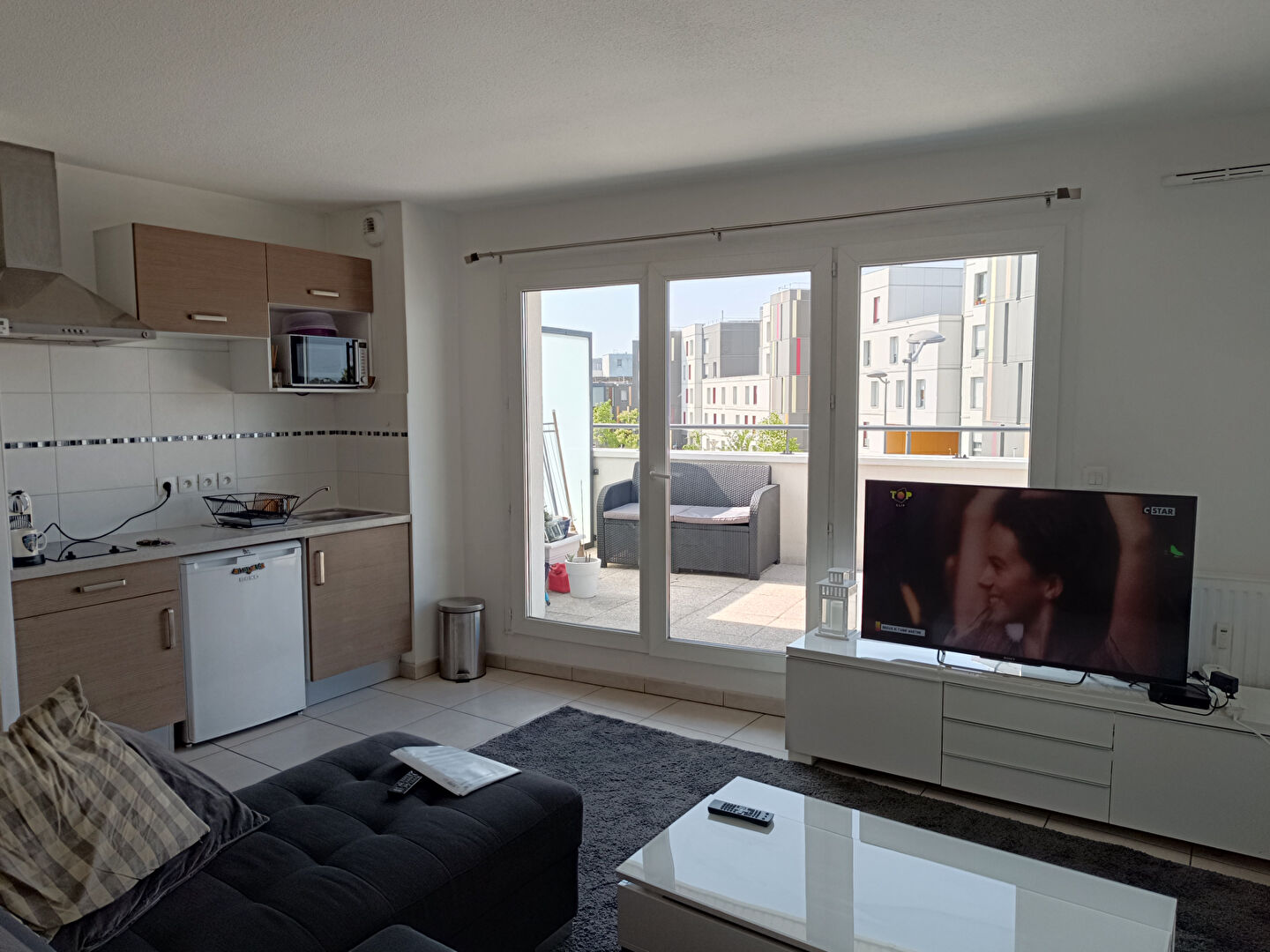 T2 AVEC BELLE TERRASSE - photo 3