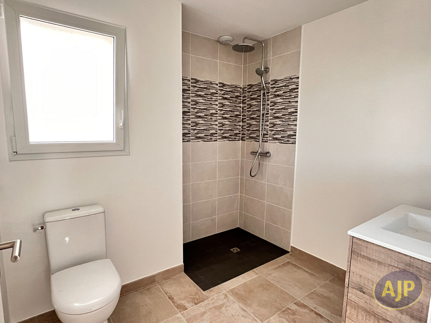 Maison récente de plain-pied (86,9 m²) - Plumelec Centre - photo 12