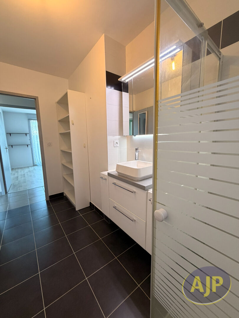 EXCLUSIVITÉ À PLUMELEC  * Contemporaine lumineuse & Vie de plain-pied ! - photo 13