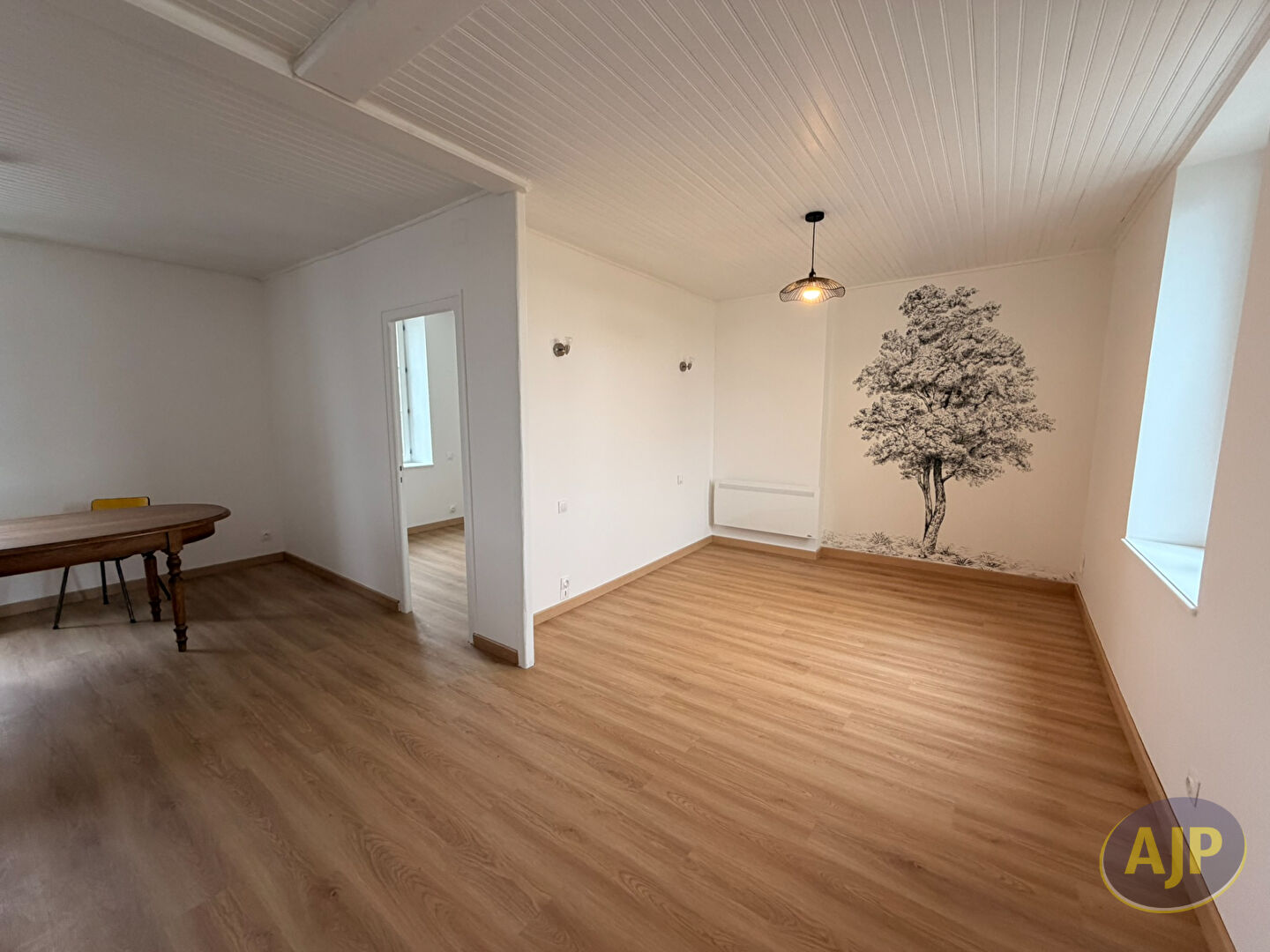 Coup de coeur : T3 entièrement rénové avec terrasse, au centre de Guégon - photo 7