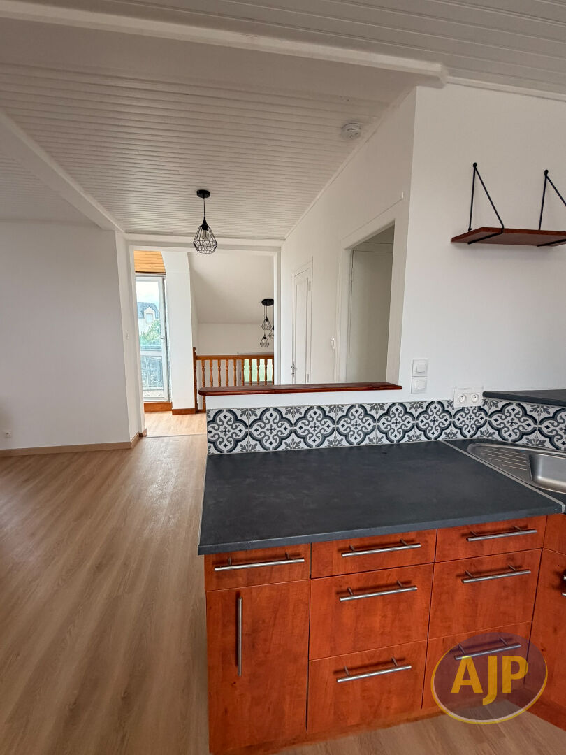 Coup de coeur : T3 entièrement rénové avec terrasse, au centre de Guégon - photo 14