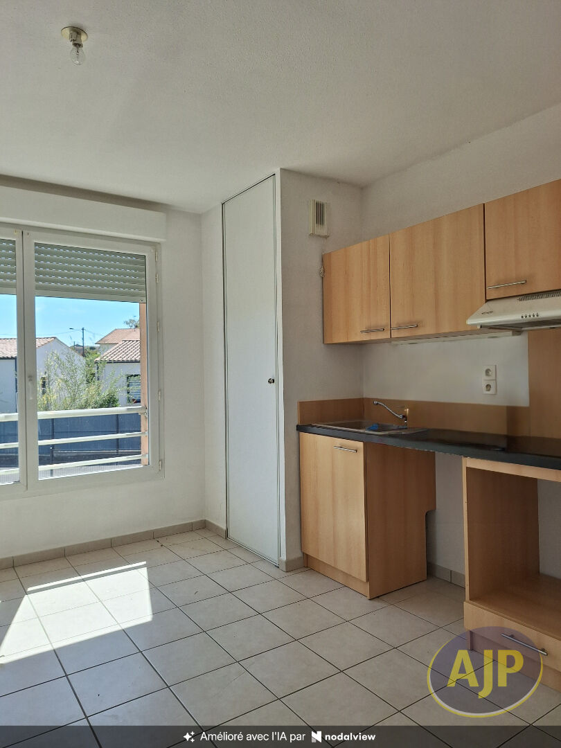 Appartement Pons 2 pièce(s) 50 m2 - photo 1
