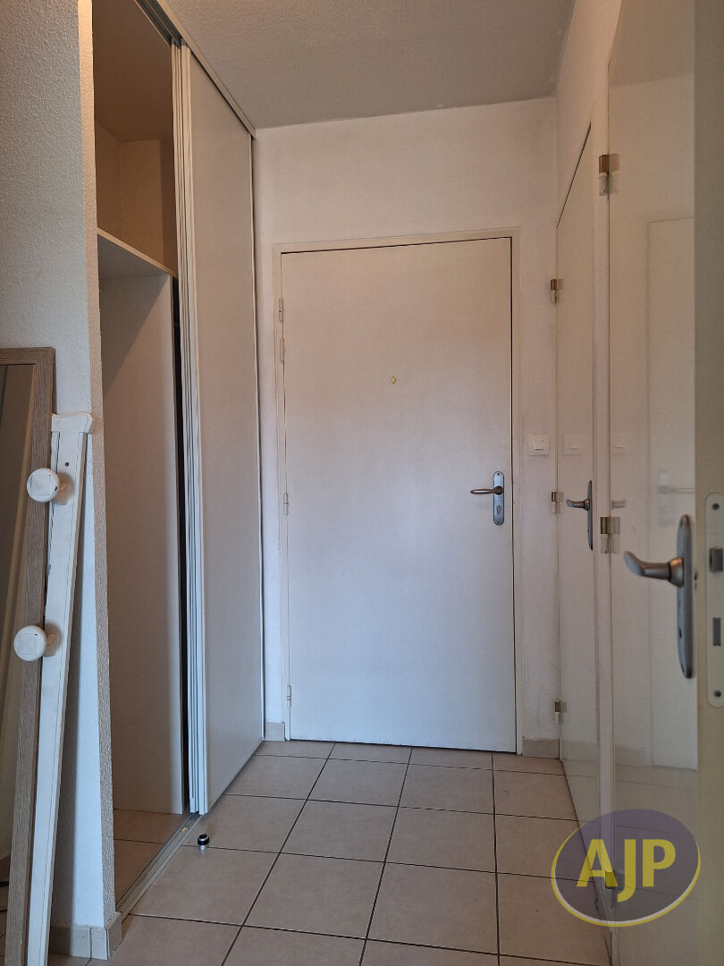 Appartement Pons 2 pièce(s) 50 m2 - photo 6
