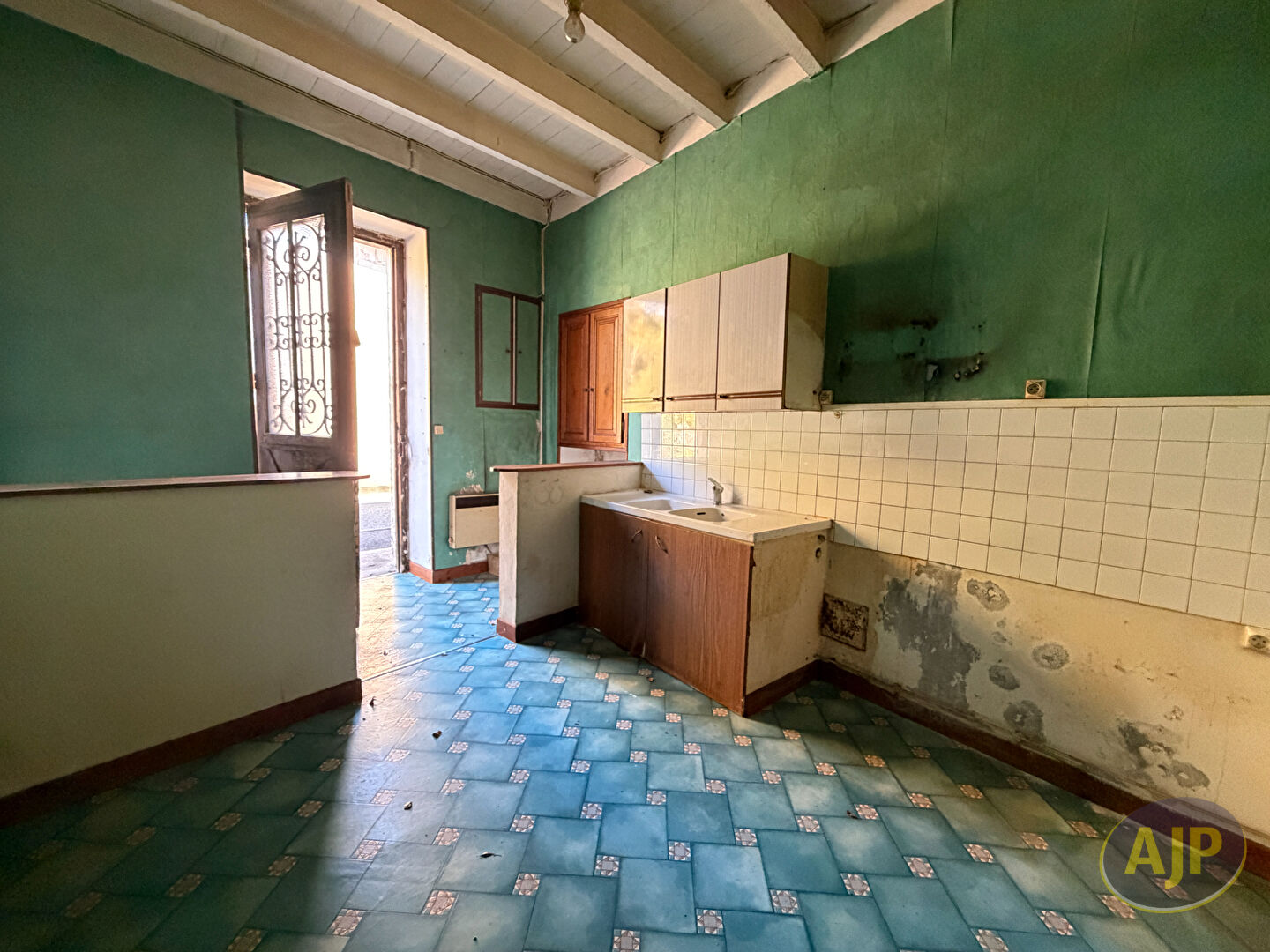 Ensemble immobilier de 202 m² ? 2 logements, jardin et garage - photo 10