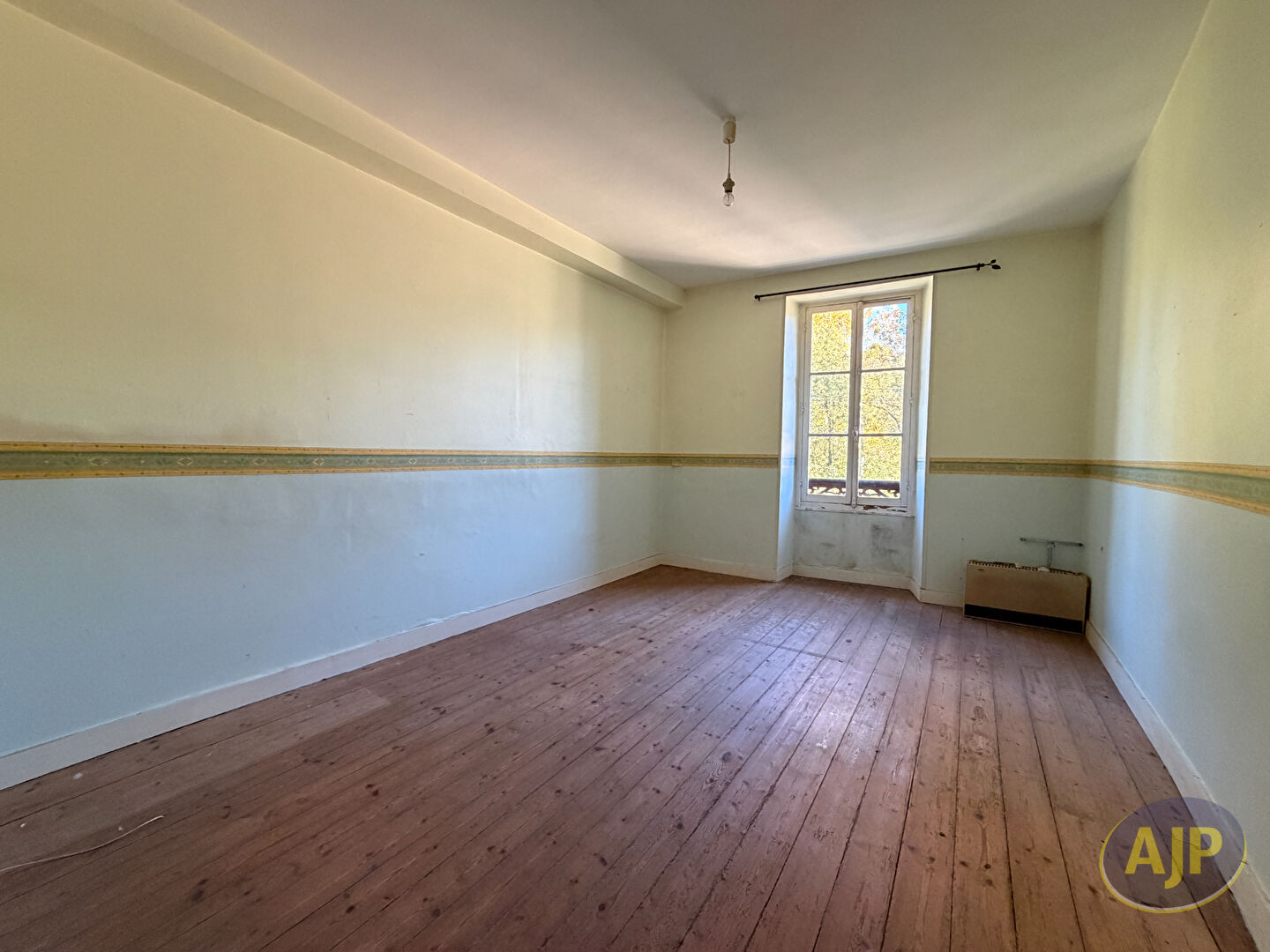 Ensemble immobilier de 202 m² ? 2 logements, jardin et garage - photo 13
