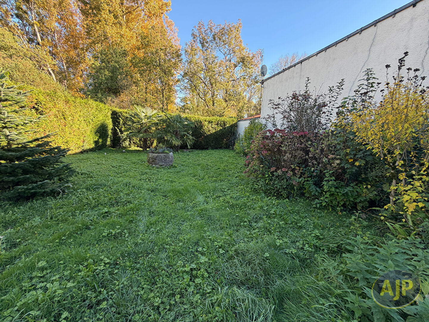 Ensemble immobilier de 202 m² ? 2 logements, jardin et garage - photo 15