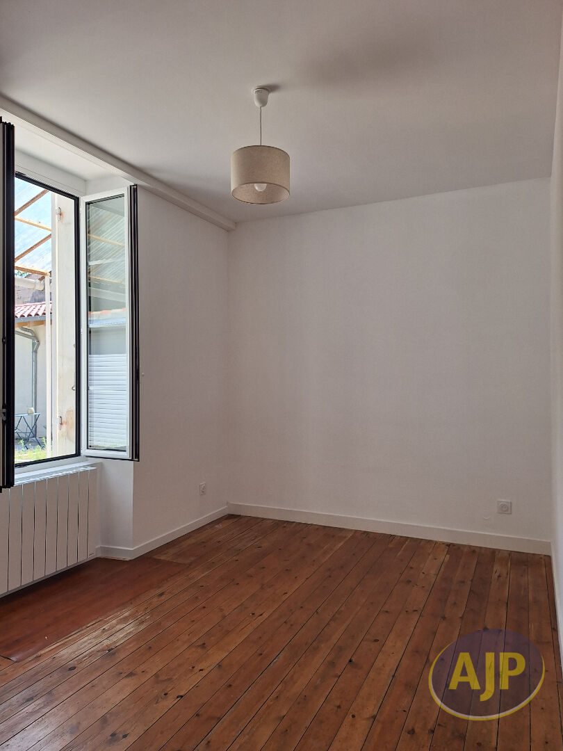 Appartement T2 PONS - photo 4
