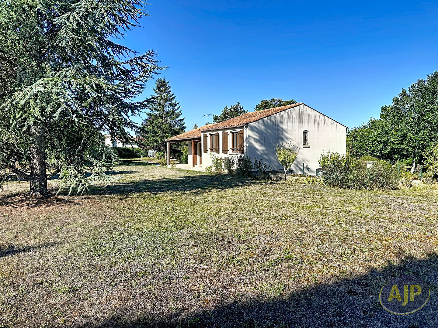 Maison Bougneau 4 pièce(s) 96.03 m2 - photo 1