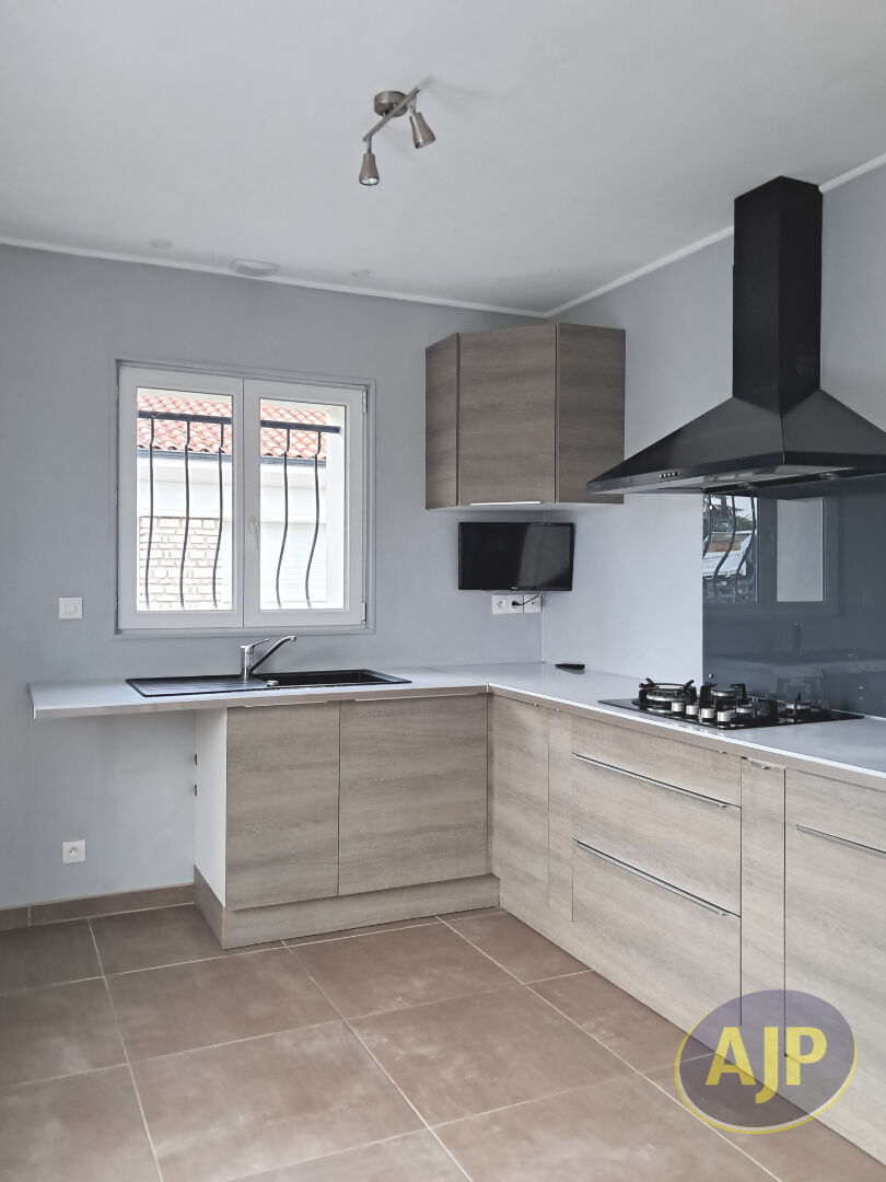 Maison T4 Centre Pons - photo 3