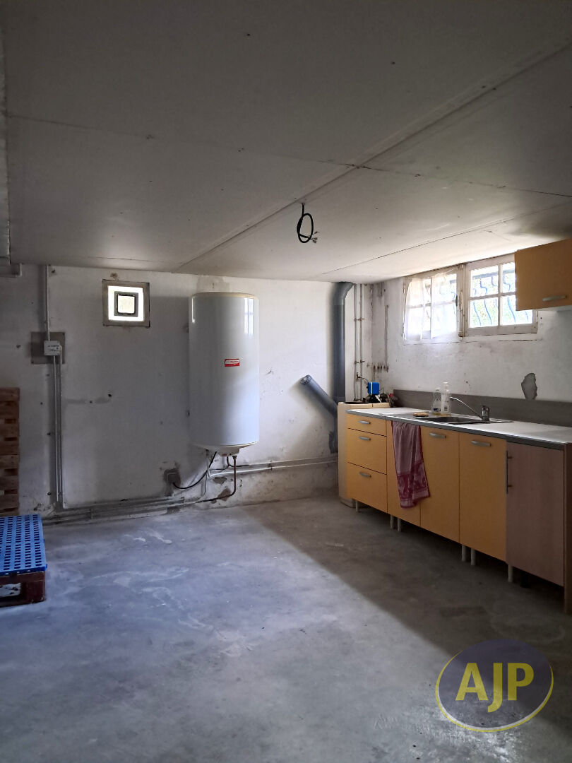 Maison T4 Centre Pons - photo 10