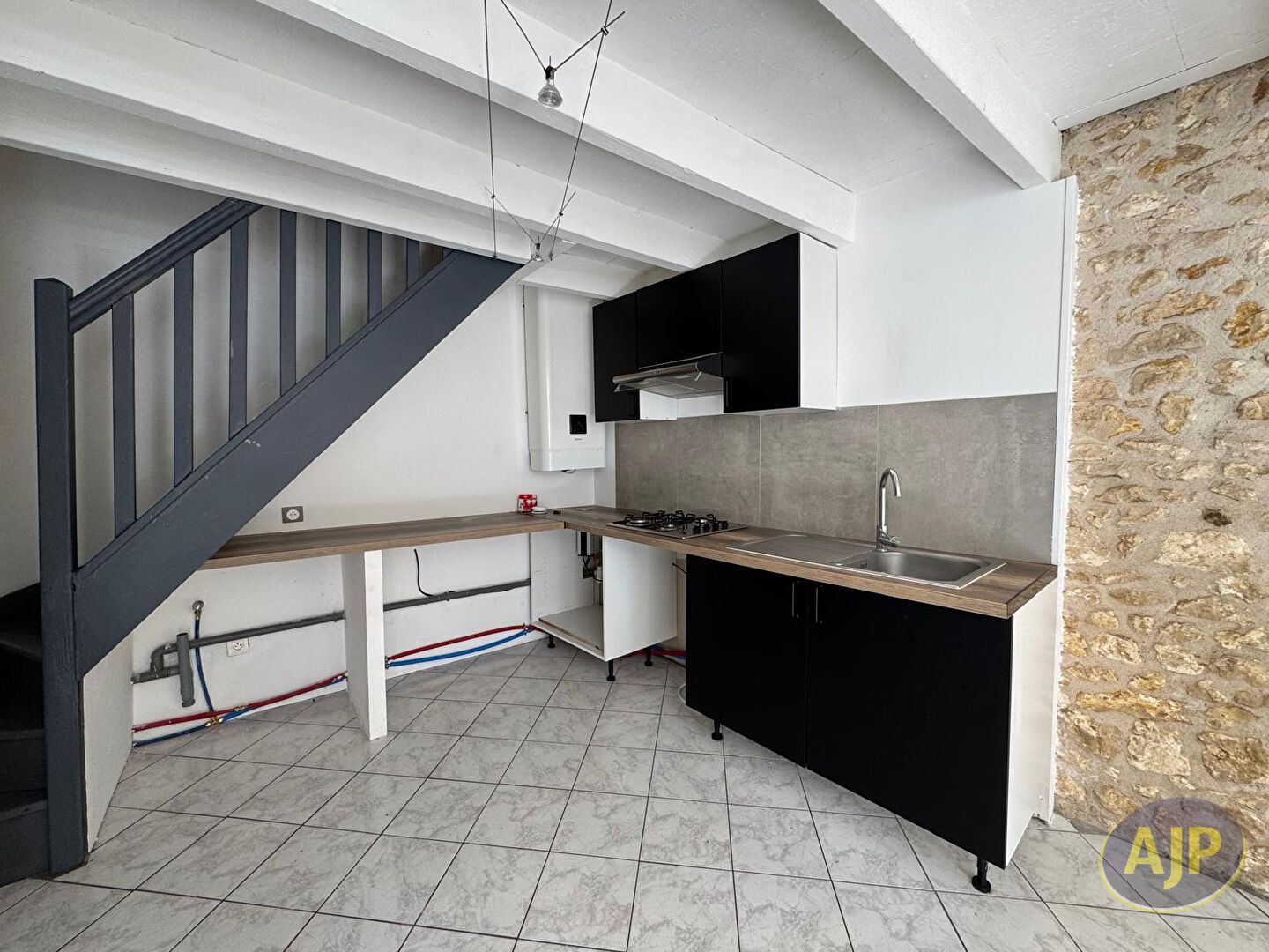 Maison Montendre 3 pièce(s) 53 m2 - photo 2