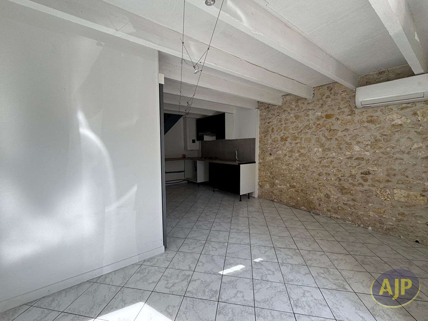 Maison Montendre 3 pièce(s) 53 m2 - photo 3