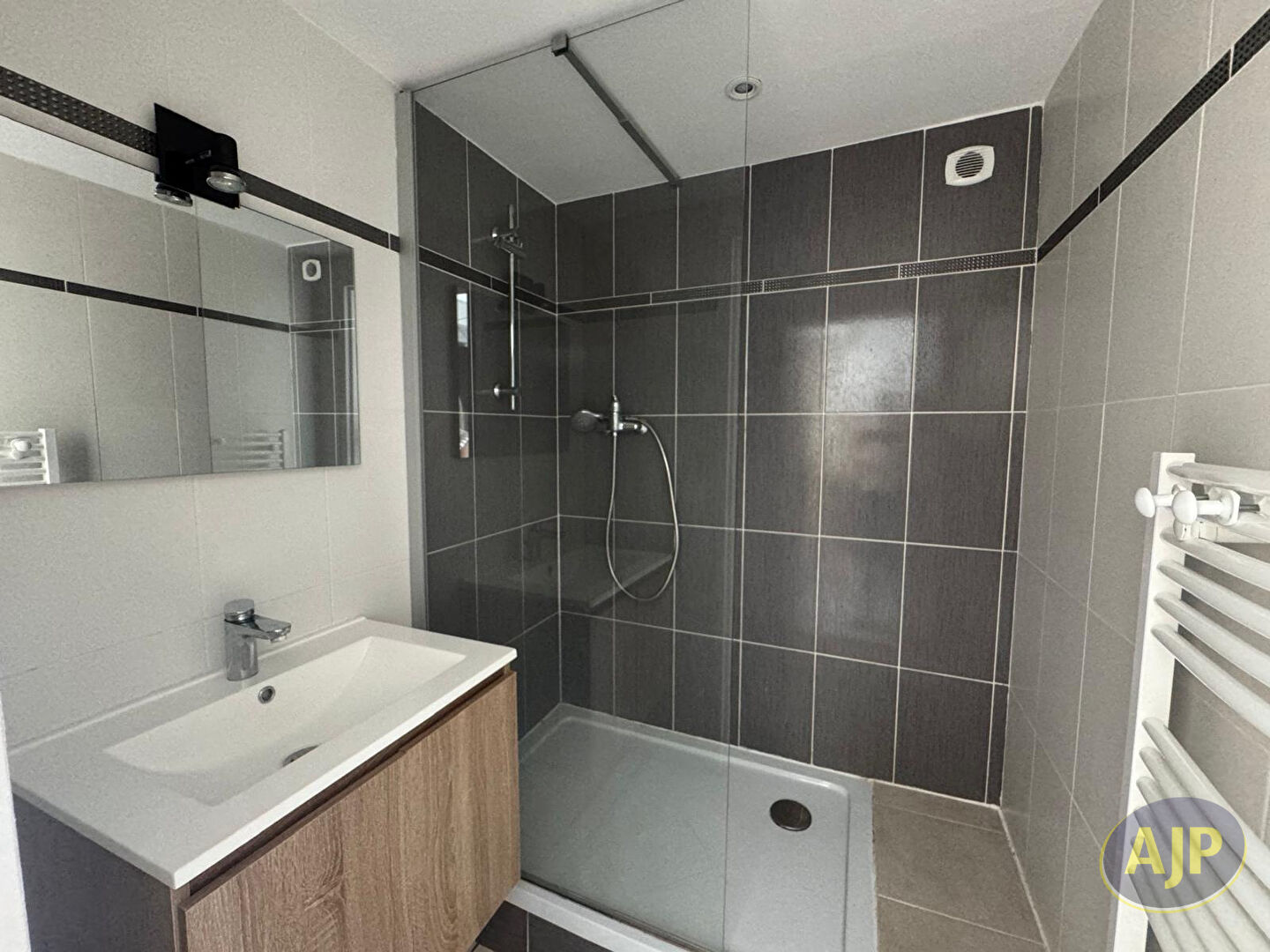 Maison Montendre 3 pièce(s) 53 m2 - photo 8