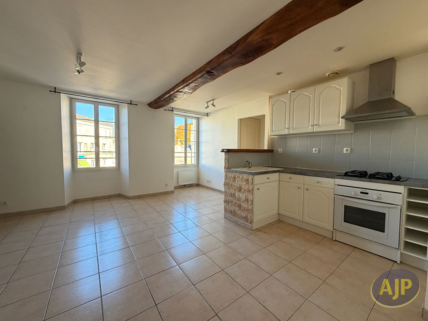 Appartement en duplex au coeur de Pons ! - photo 1