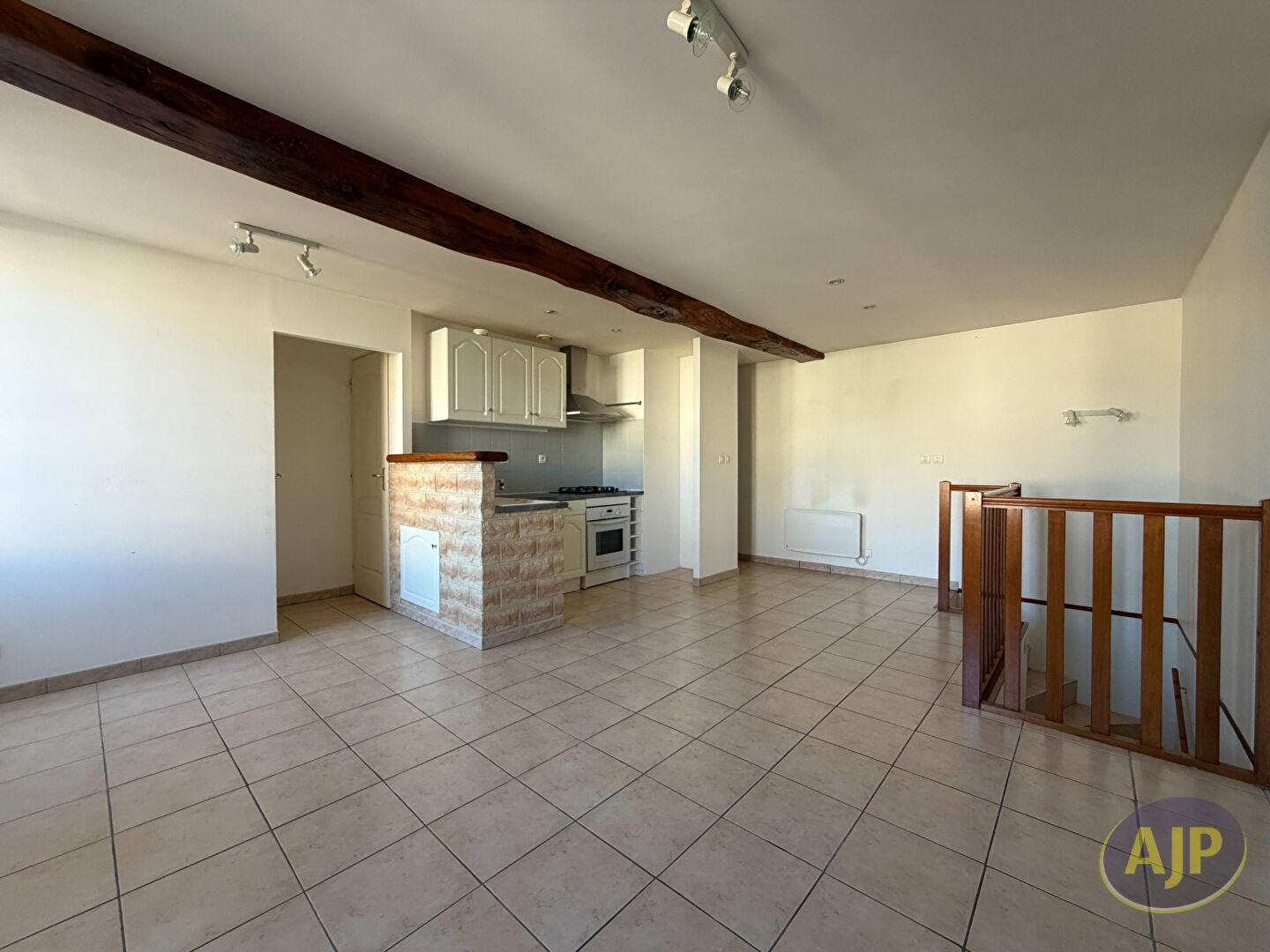 Appartement en duplex au coeur de Pons ! - photo 3