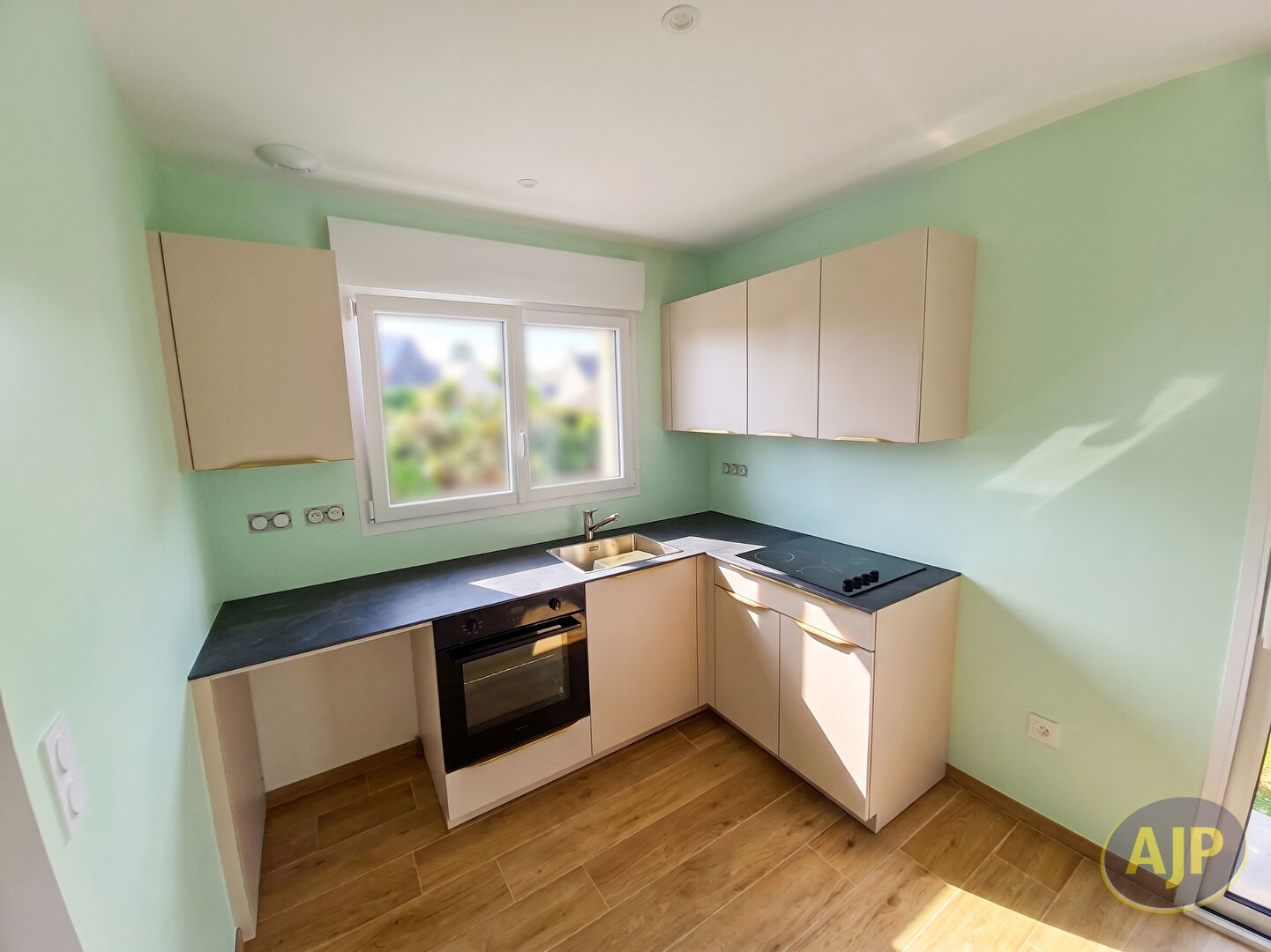 APPARTEMENT MEUBLE SULNIAC - photo 6