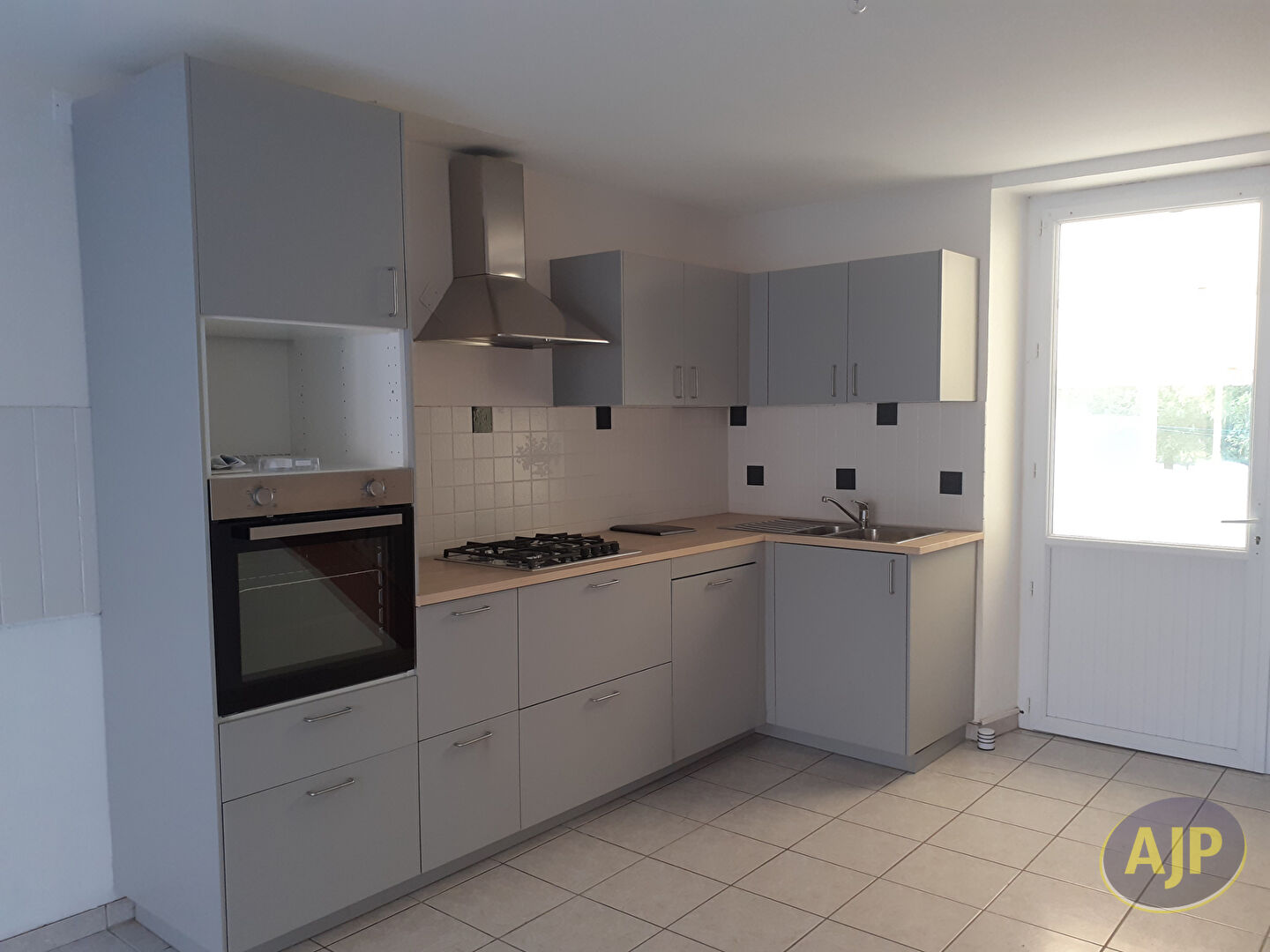 Maison de Bourg AVESSAC - 3 pièce(s) - 72.18m2 - photo 1