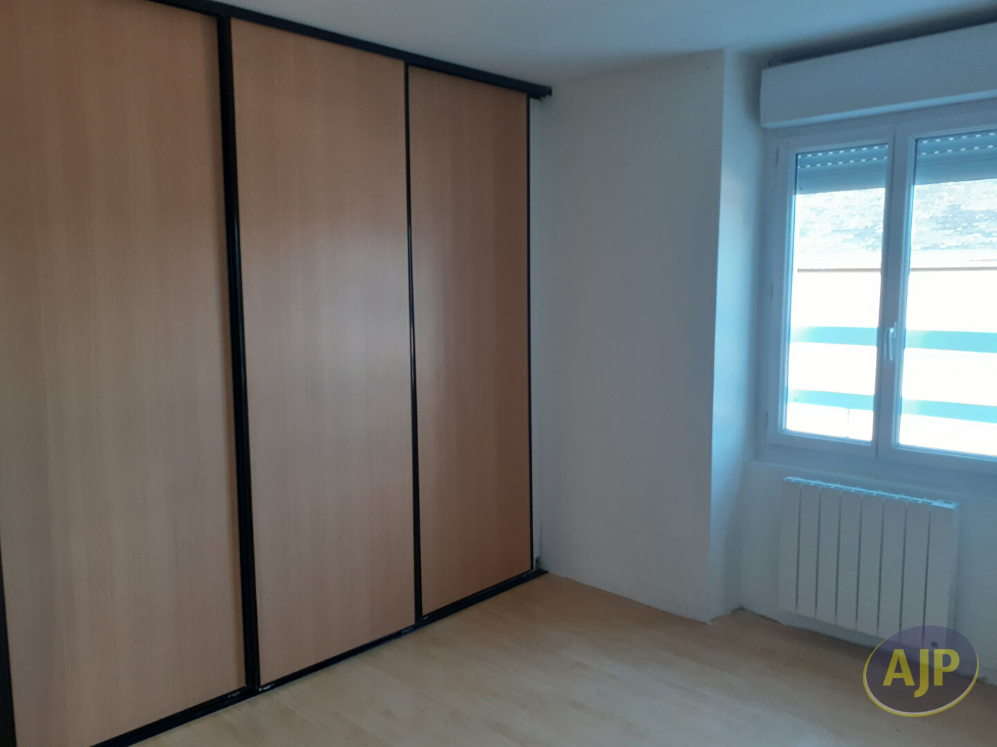 Maison de Bourg AVESSAC - 3 pièce(s) - 72.18m2 - photo 6