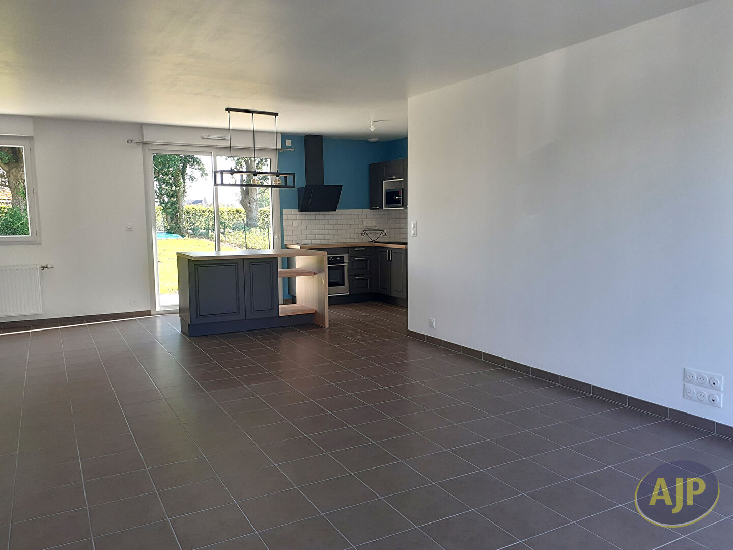 Maison  3 pièce(s) 76.03 m2-FEGREAC Bourg - photo 5