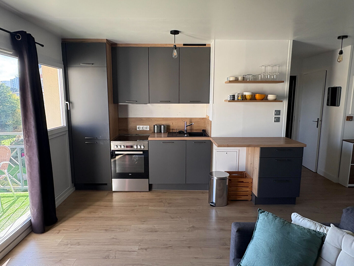 Appartement  2 pièces - Quartier Saint-Hélier - photo 2