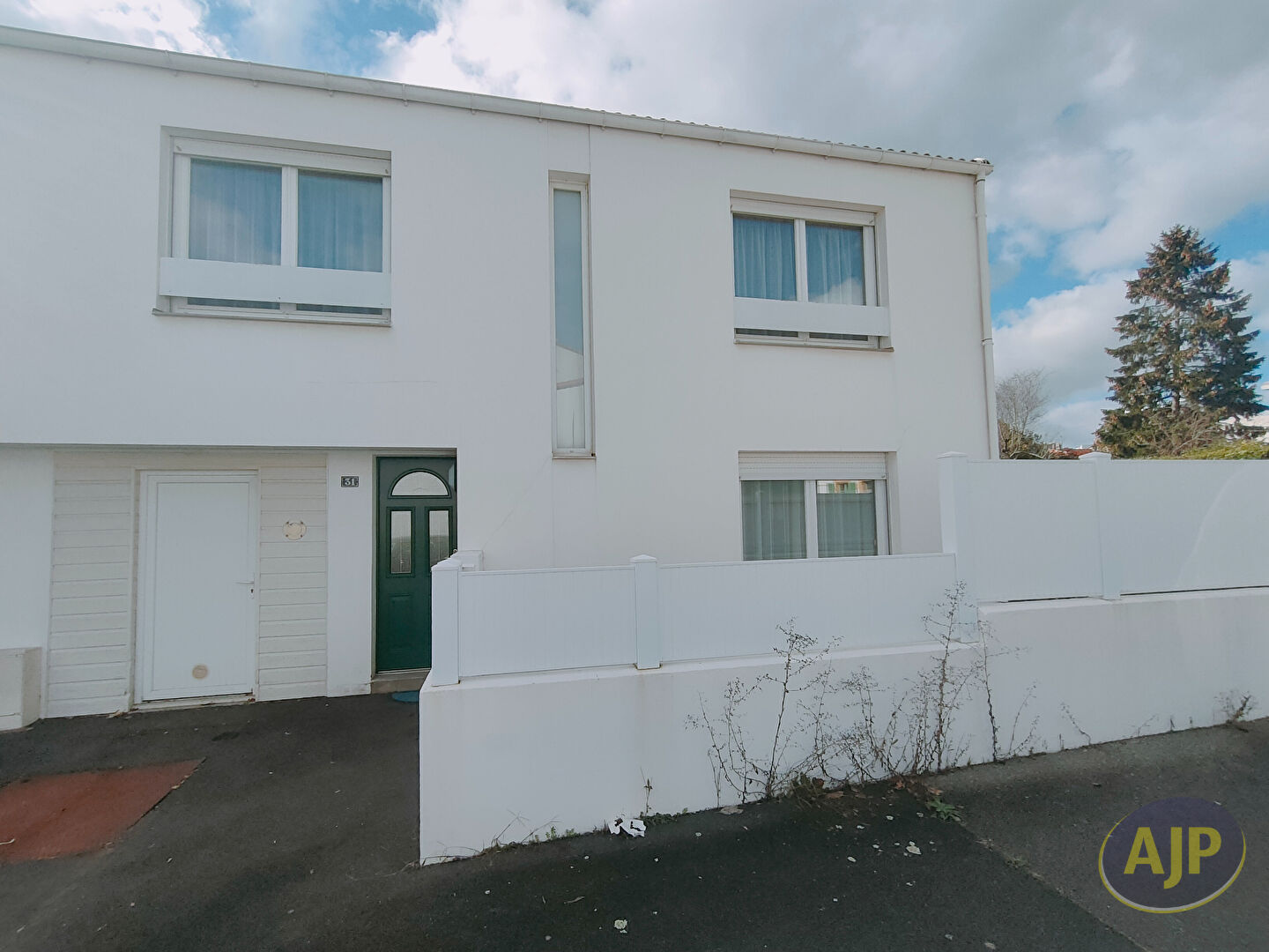 Maison à vendre La Roche Sur Yon - 6 pièces, 128m² avec 4 chambre(s) à