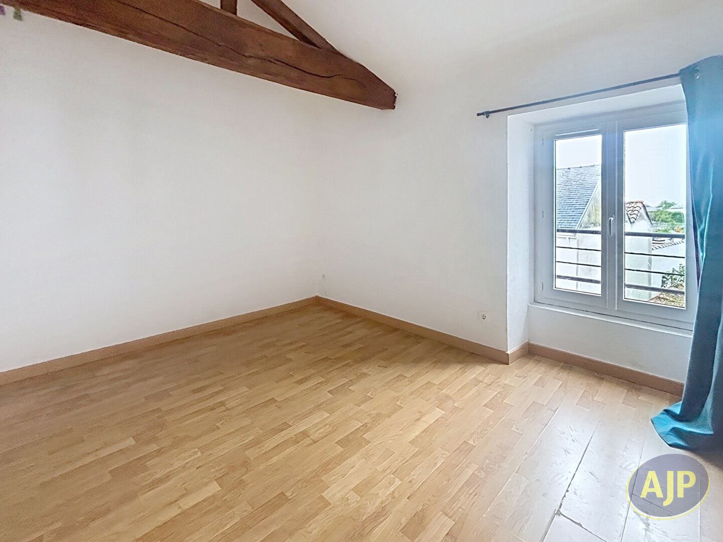 Maison plein centre - La Ferrière - 68 m² - photo 4