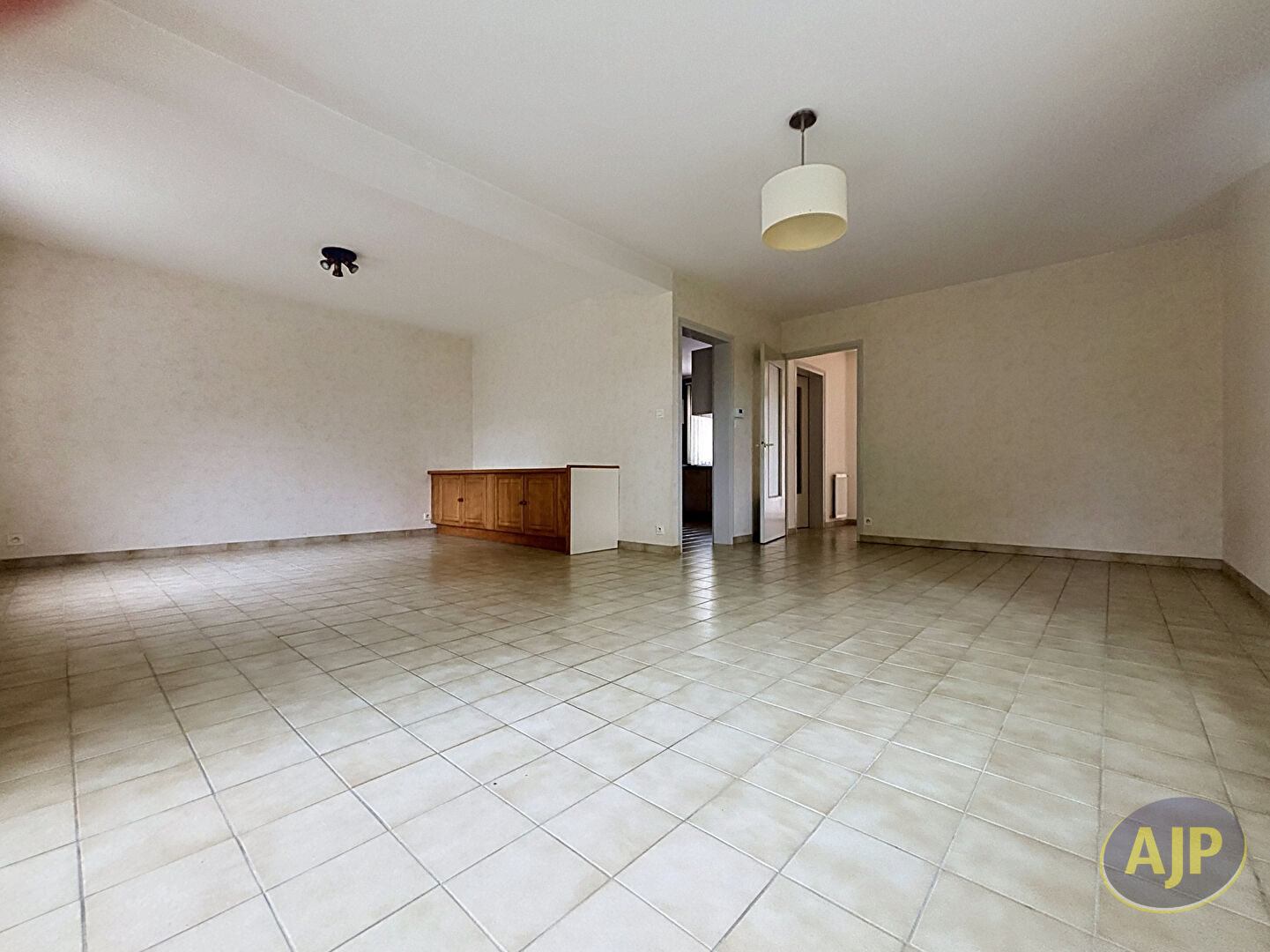 Maison Lucon 4 pièce(s) 91.77 m2 - photo 2
