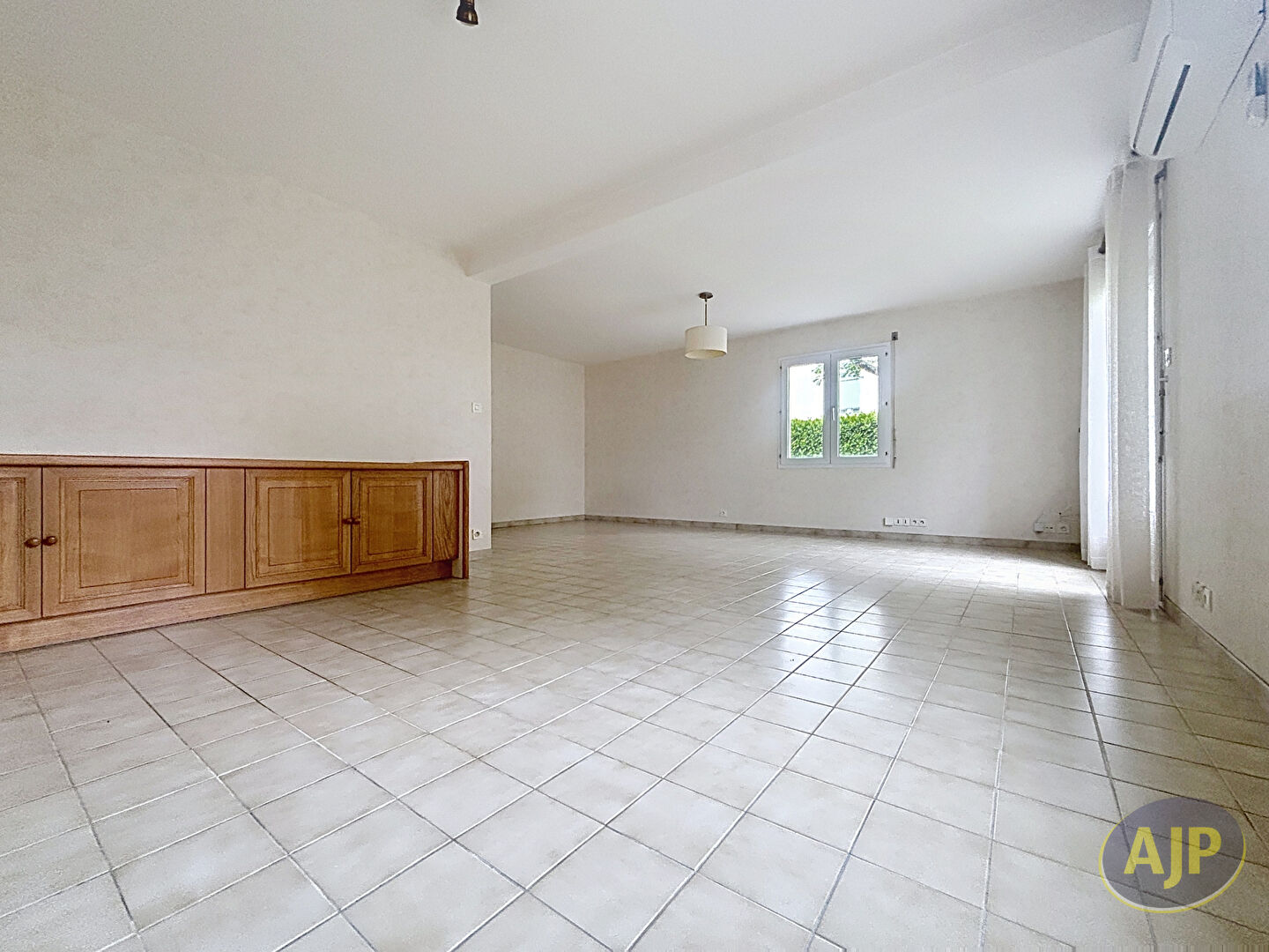 Maison Lucon 4 pièce(s) 91.77 m2 - photo 4