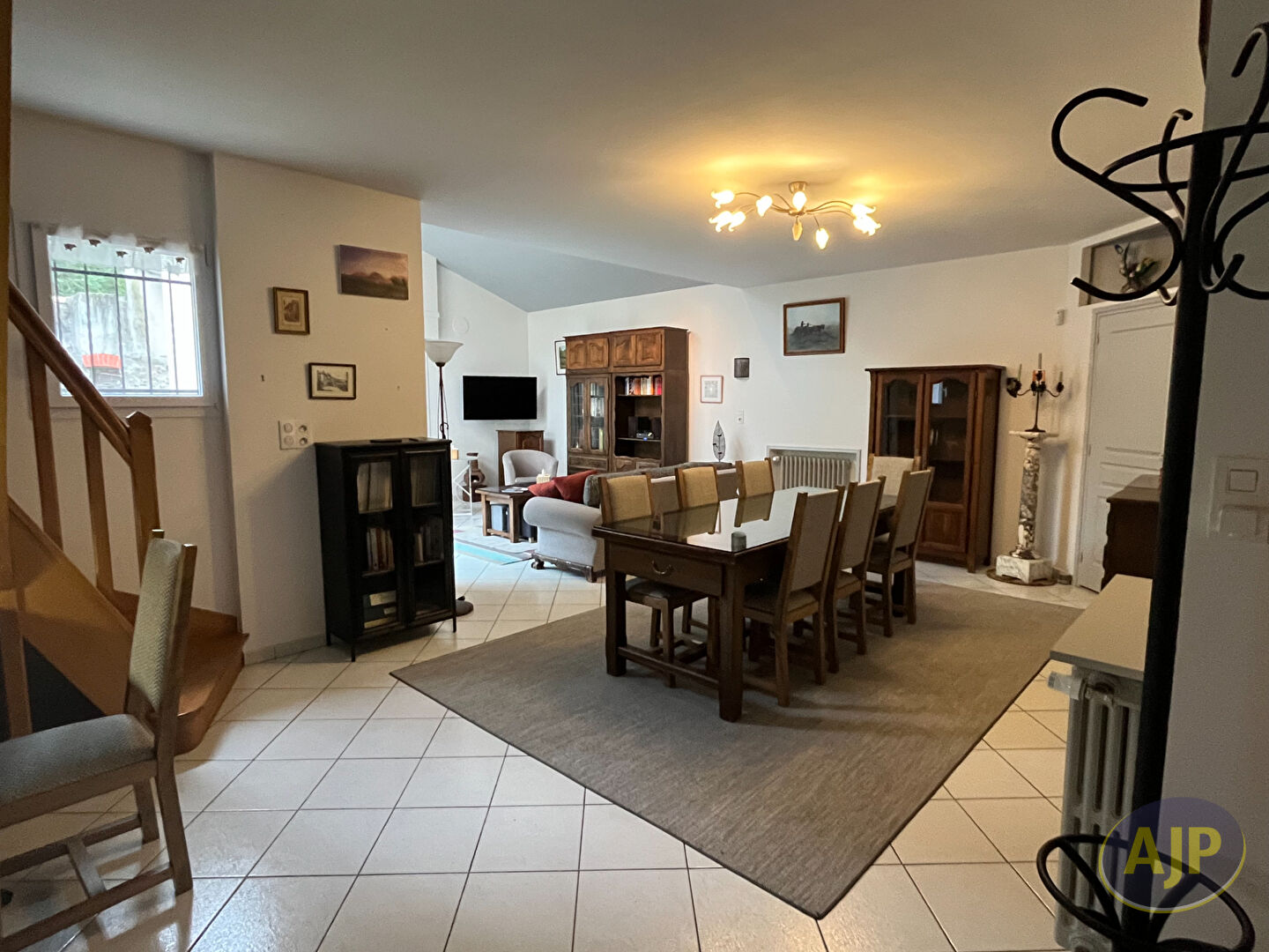 Maison meublée La Roche Sur Yon 5 pièce(s) 155 m2 - photo 1