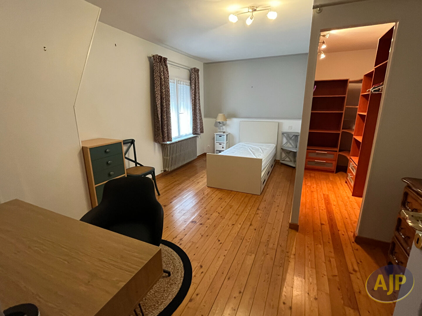Maison meublée La Roche Sur Yon 5 pièce(s) 155 m2 - photo 9