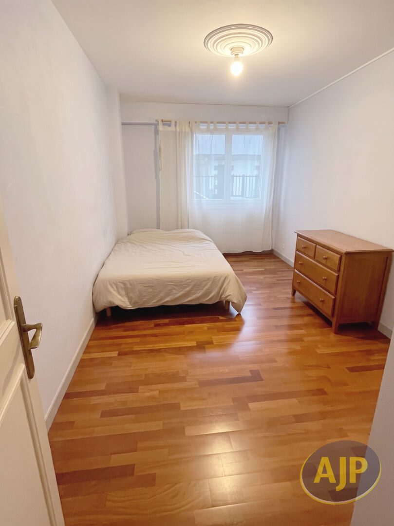 A deux pas du centre ville - Appartement de 65 m² - 2 chambres - photo 3