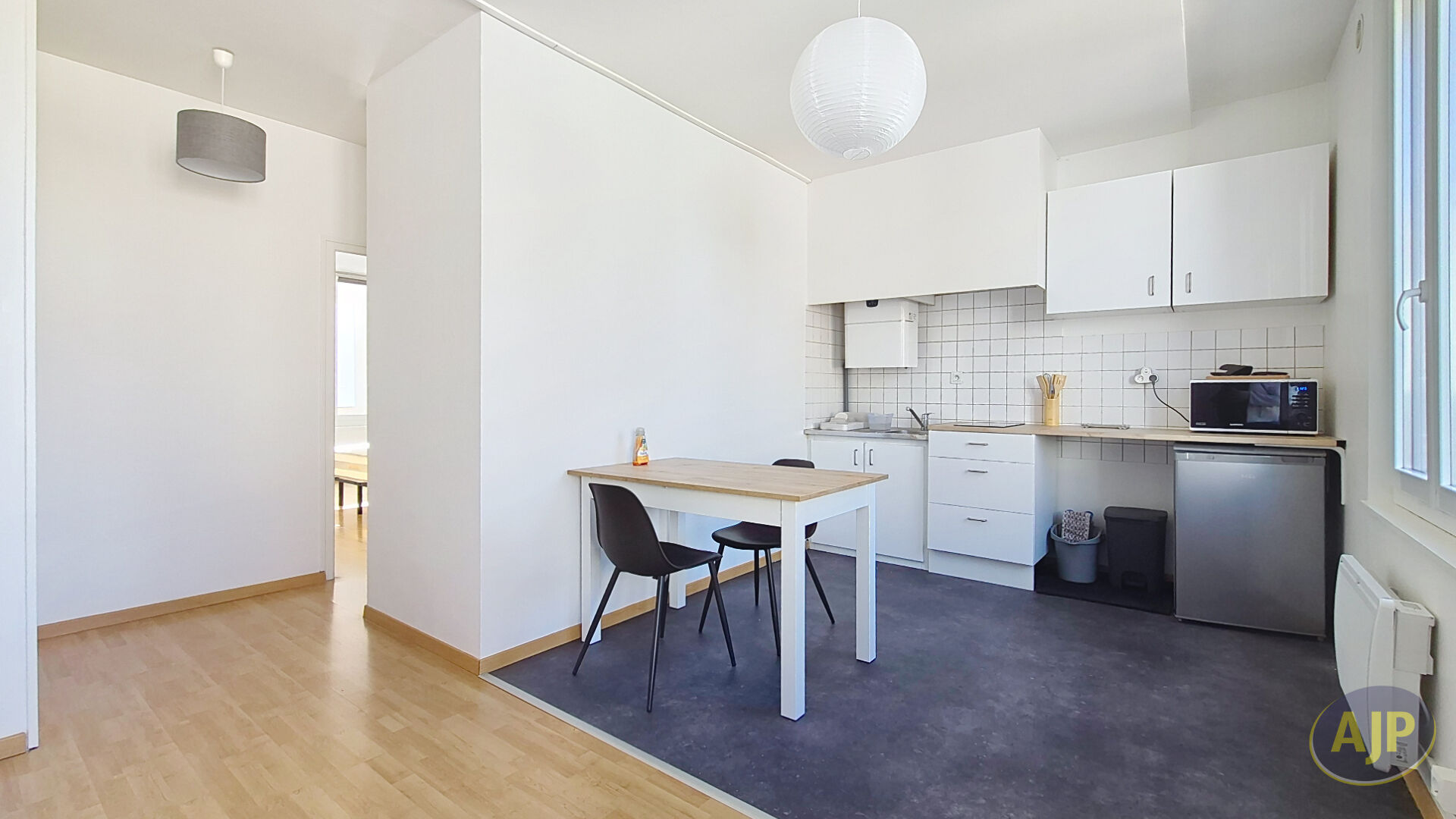 Appartement meublé LUCON - photo 1