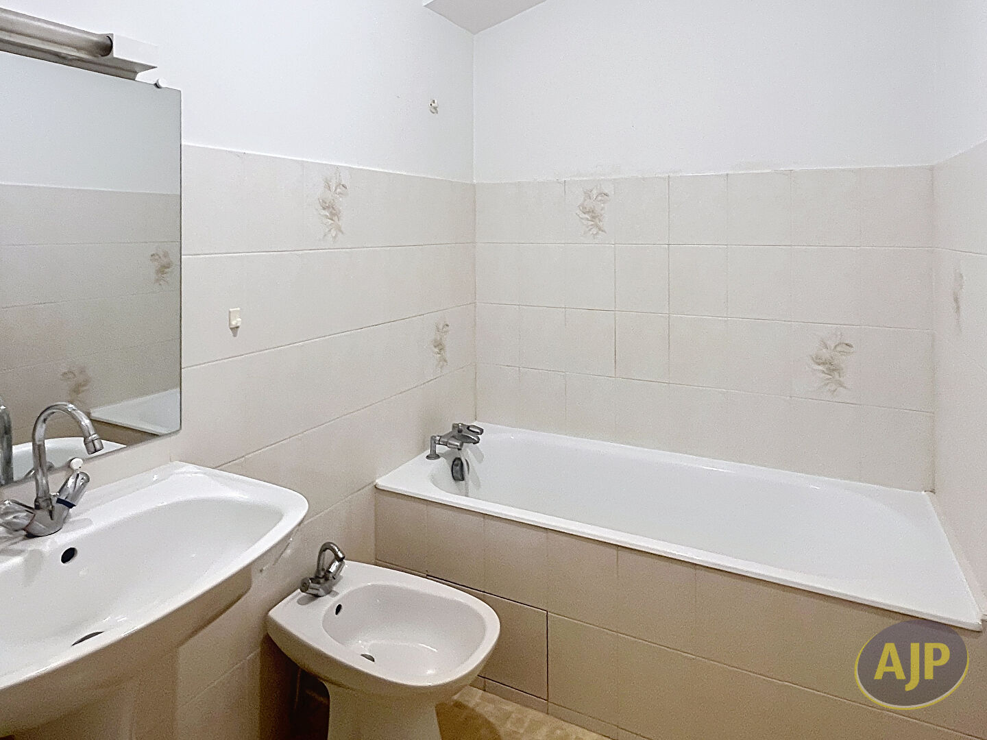 Appartement La Roche Sur Yon 2 pièce(s) 46 m2 - photo 5