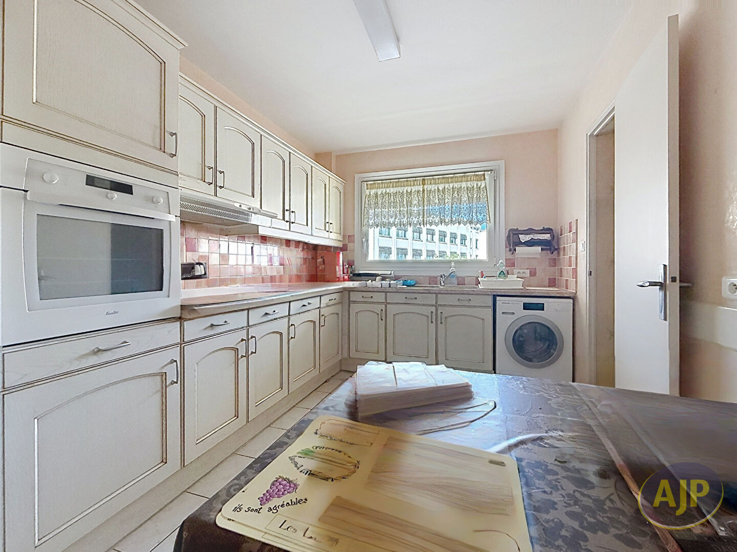 Appartement Les Sables D Olonne 3 pièce(s) 91 m2 avec garage - photo 3