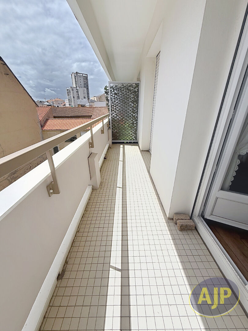 Appartement Les Sables D Olonne 3 pièce(s) 91 m2 avec garage - photo 8