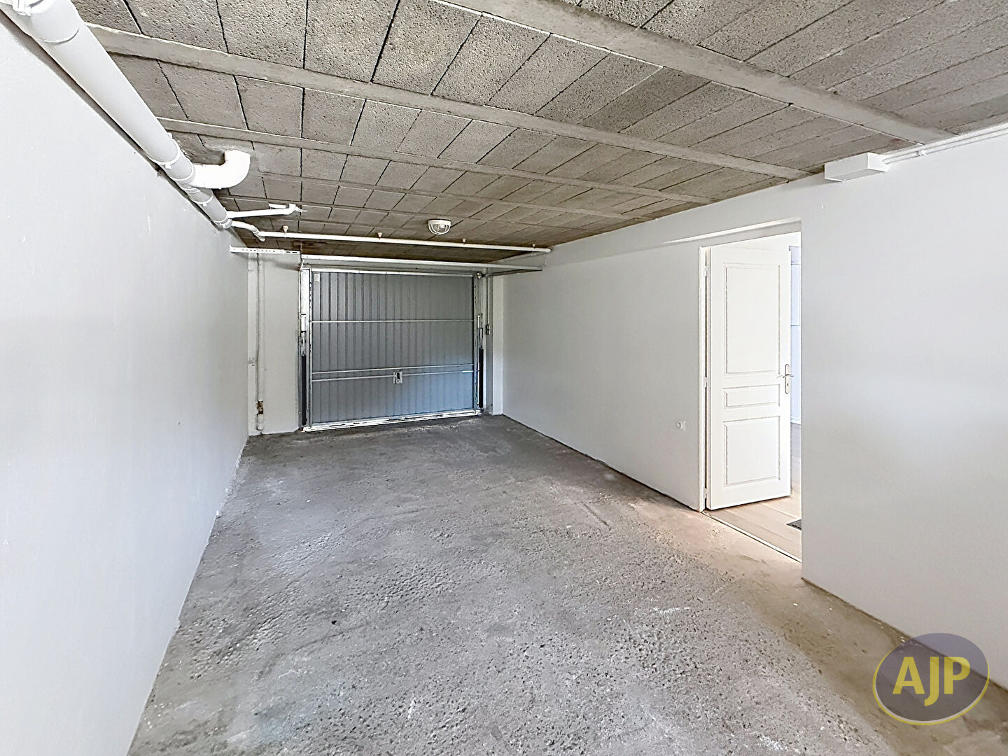 Maison rénovée des années 80 à VAIRE - photo 6