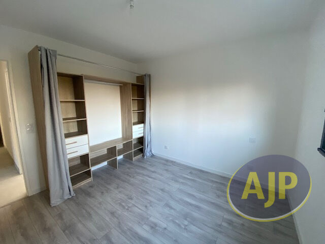 Maison neuve 3 Chambres St HILAIRE DE CHALEONS - photo 4