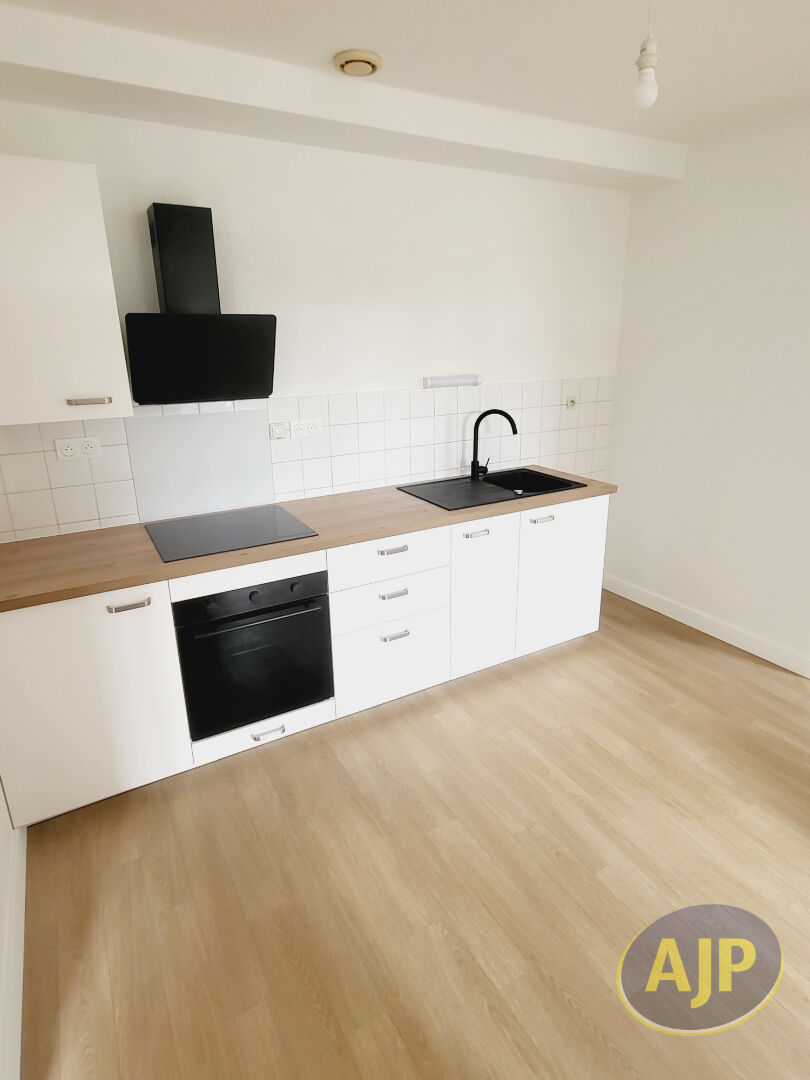 Appartement 3 pièces 56m2 à 5 km du centre de Ste Pazanne - photo 4