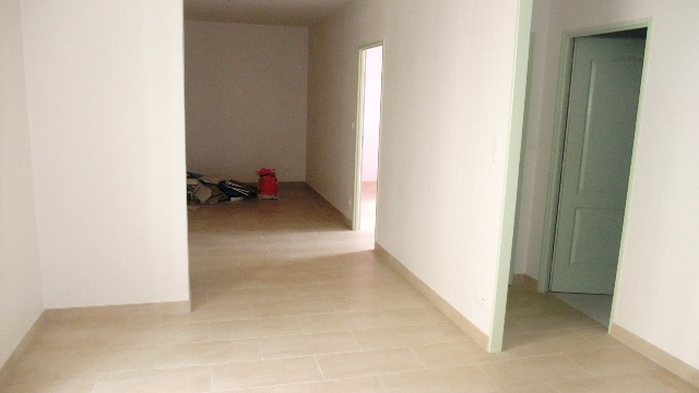 MAISON T2 DE 53M²  DE PLAIN PIED  AVEC COURETTE - photo 3