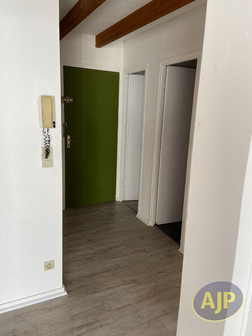 Appartement Saintes 3 pièce(s) 74.10 m2 - photo 3