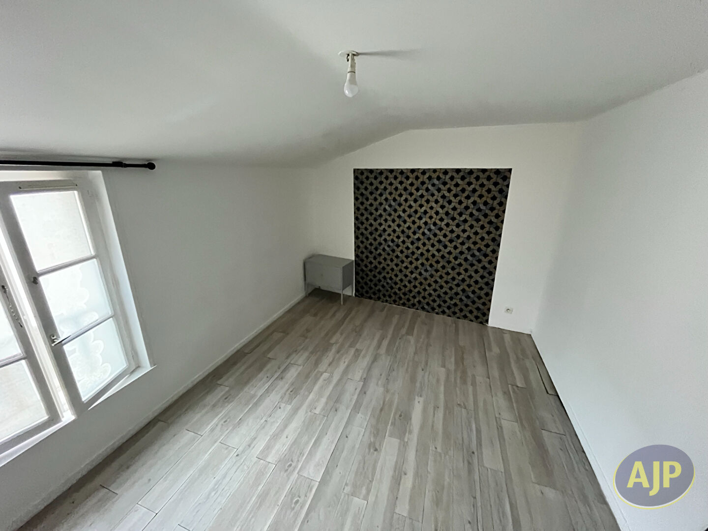 APPARTEMENT T2 - photo 5