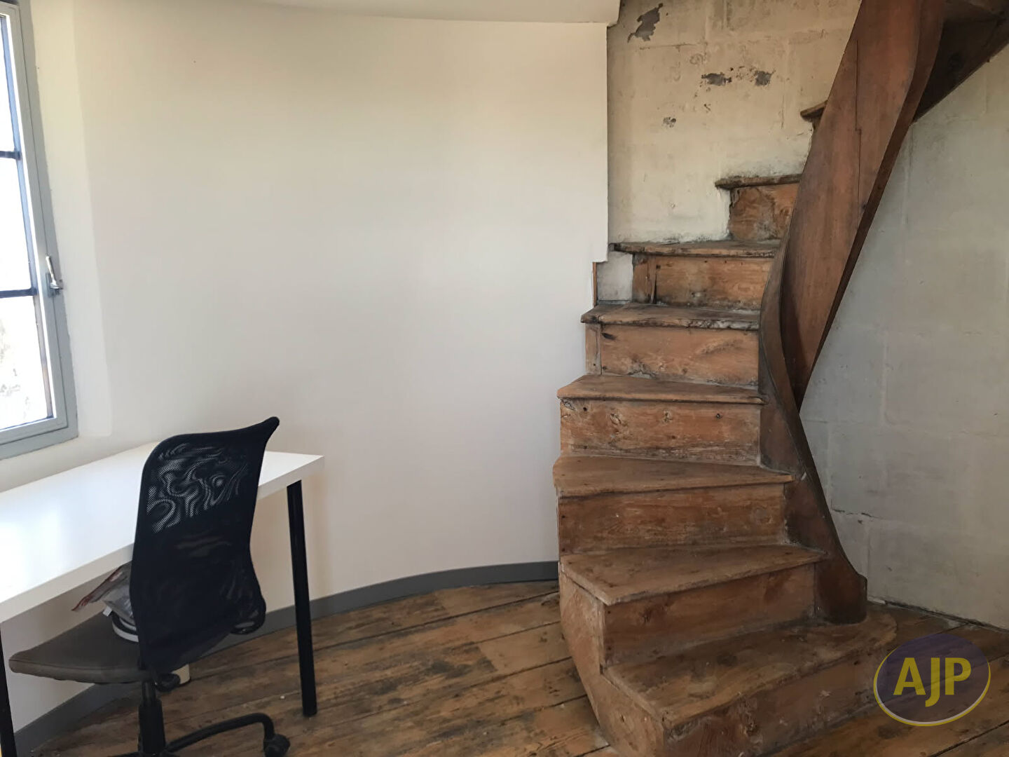 DUPLEX MEUBLÉ QUARTIER ST VIVIEN -  73.12 m2 - photo 11