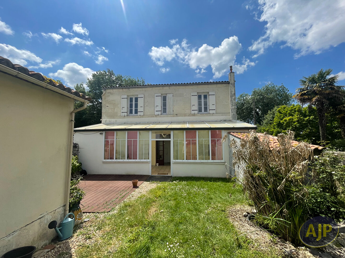 MAISON SAINTES - photo 1