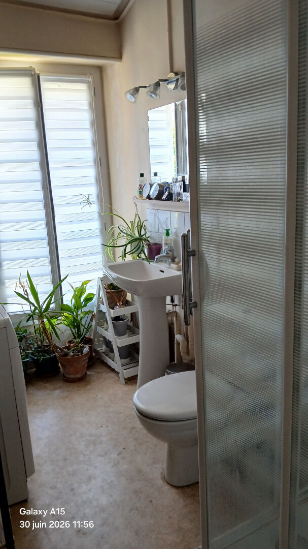 T3 DE 72M²- ST JEAN D'ANGELY - photo 7