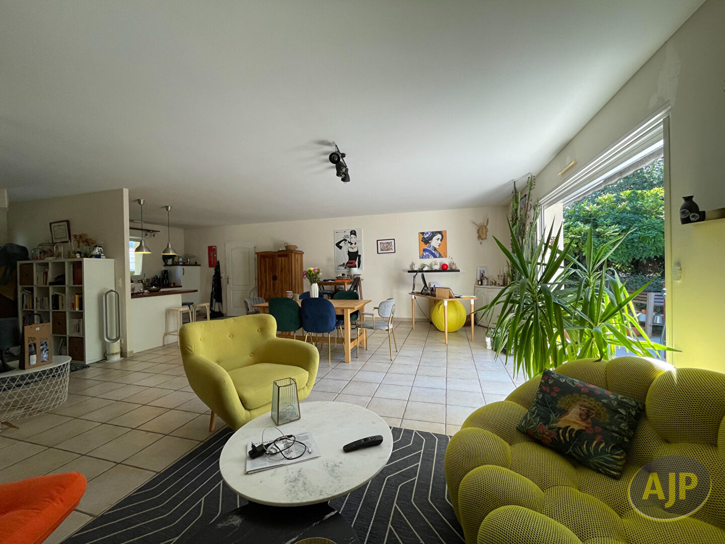 Maison Saintes 4 pièce(s) 92 m2 - photo 4